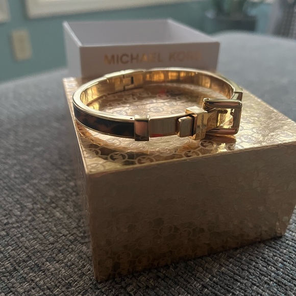 Michael Kors bracelet tortoise and gold - Picture 2 of 5